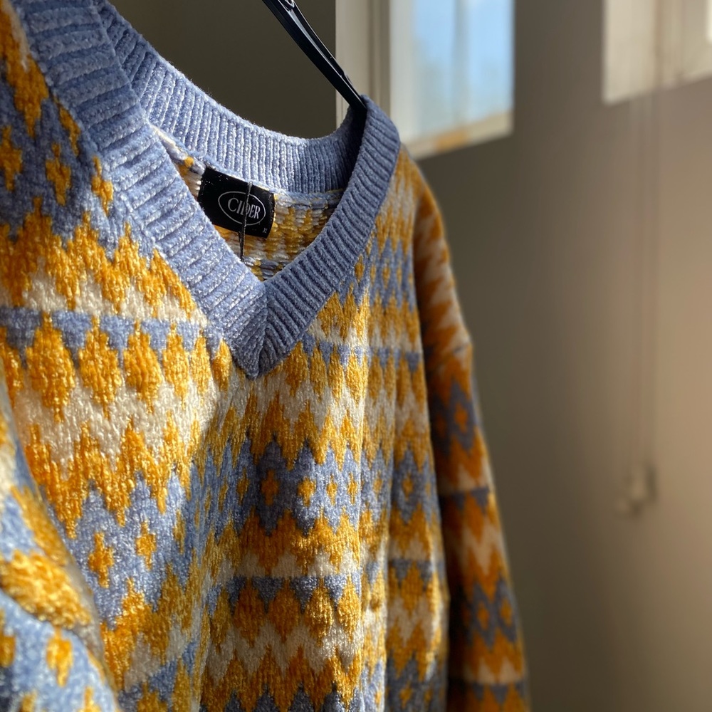SOFT Chenille Isle Sweater